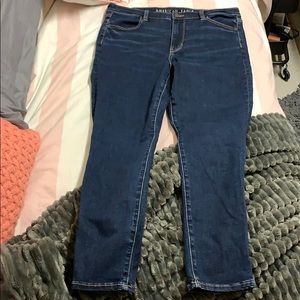 Dark wash American eagle jeans